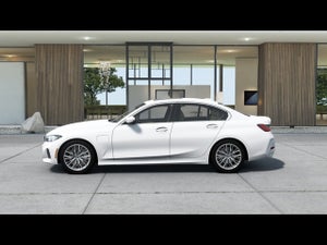 2024 BMW 330e
