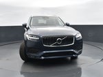 2022 Volvo XC90 Momentum